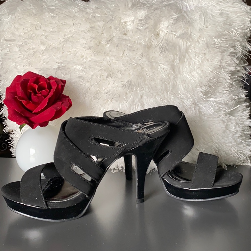 New Real Journey by Unlisted sandal